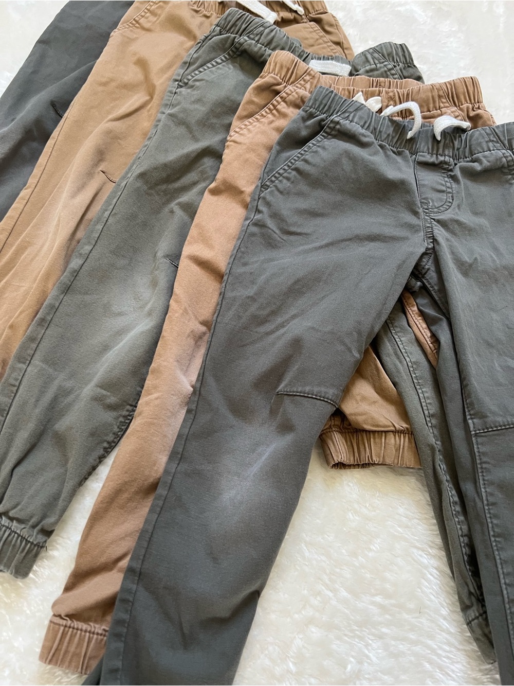 5-Piece Bundle! Toddler Boys’ Woven Jogger Pants. Olive, Khaki, and Grey (5T)